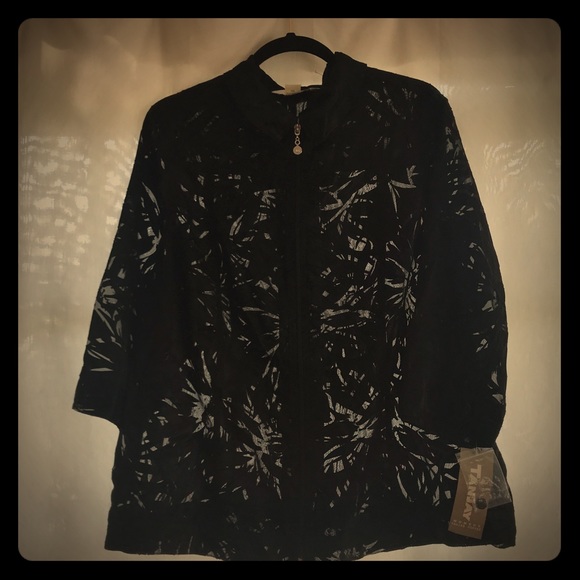 Floral Blouse - Picture 3 of 8